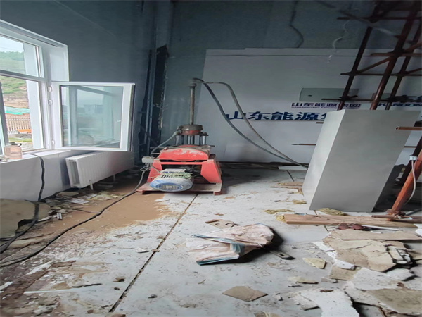 康定地基基础下沉墙体裂缝加固注浆顶升施工